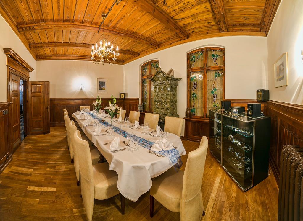 Hotel & Restaurant "Deutscher Kaiser" Perleberg Esterno foto